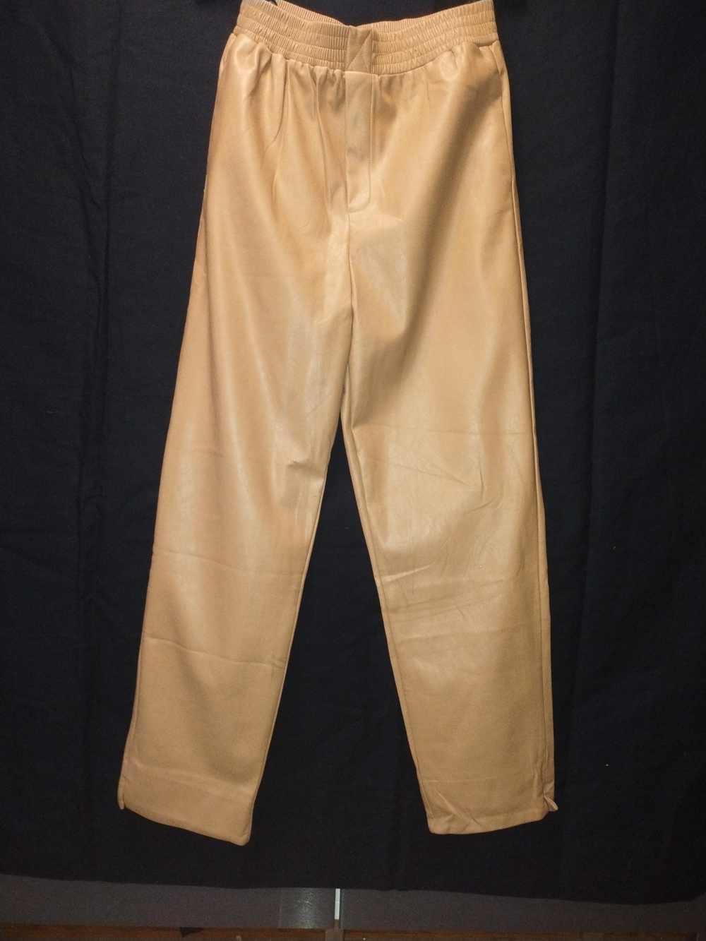 ITITA  Faux Leather Pants Size L NWT